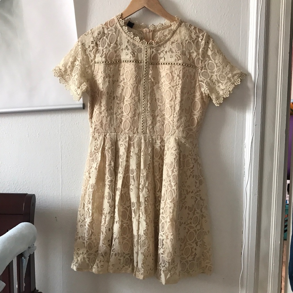 Lace dress